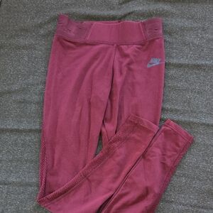 Nike Burgundy Leggings